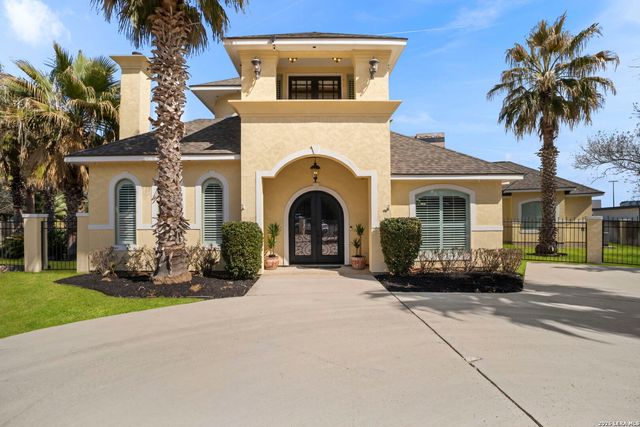 213 Chattington, Castle Hills, TX 78213