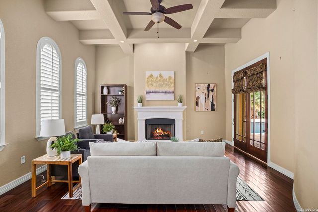 213 Chattington, Castle Hills, TX 78213