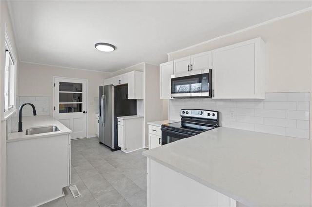 5010 Crisp Avenue, Kansas City, MO 64133