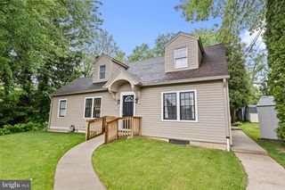 20 CLAYTON AVE, Lancaster, PA 17602