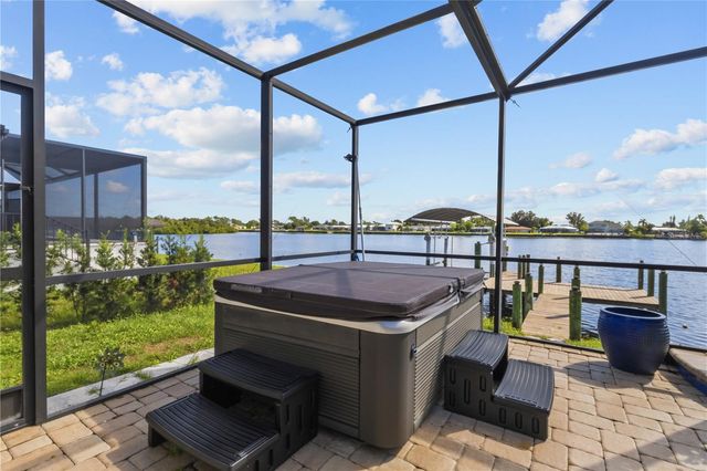 349 SPRINGVIEW CIRCLE NW, Port Charlotte, FL 33948