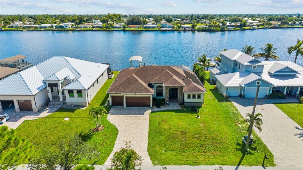 349 SPRINGVIEW CIRCLE NW, Port Charlotte, FL 33948