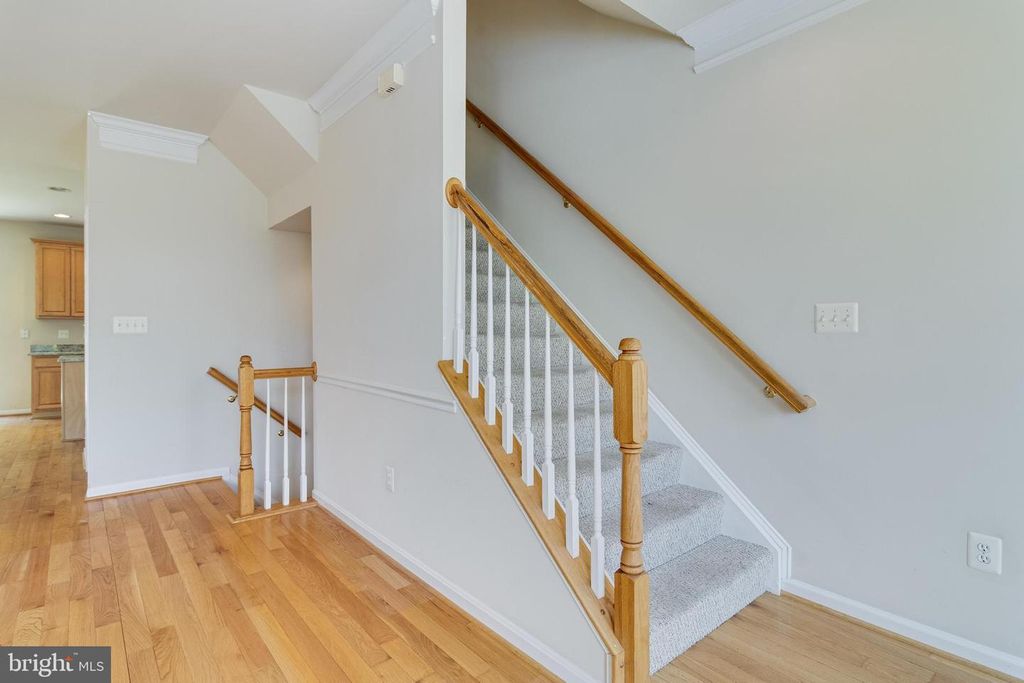 Image 15 of property listing at 136 RIVERWATCH DR, Indian Head, MD 20640