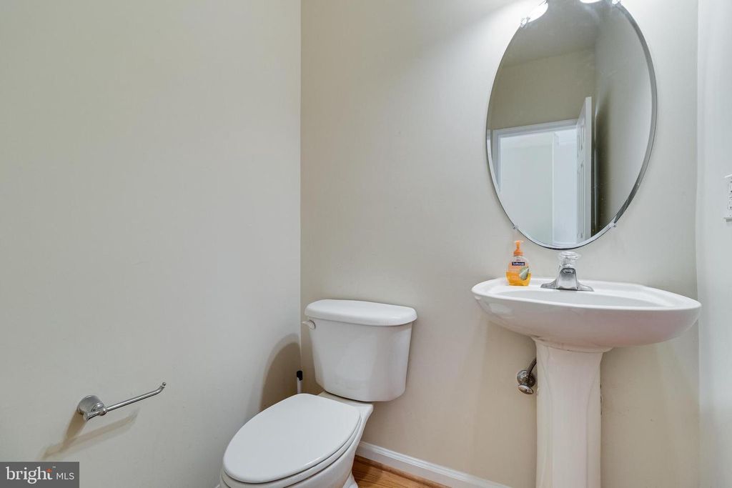 Image 26 of property listing at 136 RIVERWATCH DR, Indian Head, MD 20640