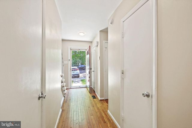 7344 GREENTREE RD, Bethesda, MD 20817