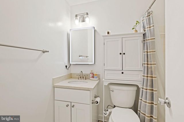 7344 GREENTREE RD, Bethesda, MD 20817