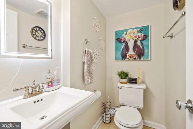 7344 GREENTREE RD, Bethesda, MD 20817