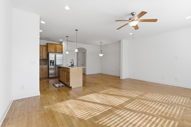 409 Waterbrook Dr, Mount Juliet, TN 37122