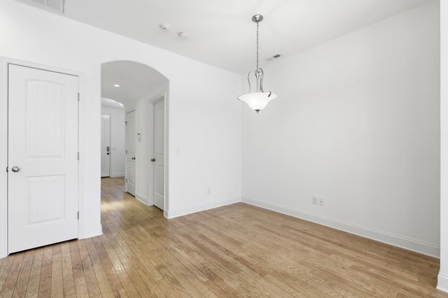 409 Waterbrook Dr, Mount Juliet, TN 37122