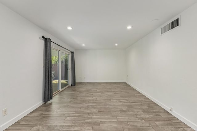 6631 N 12th Place, Phoenix, AZ 85014