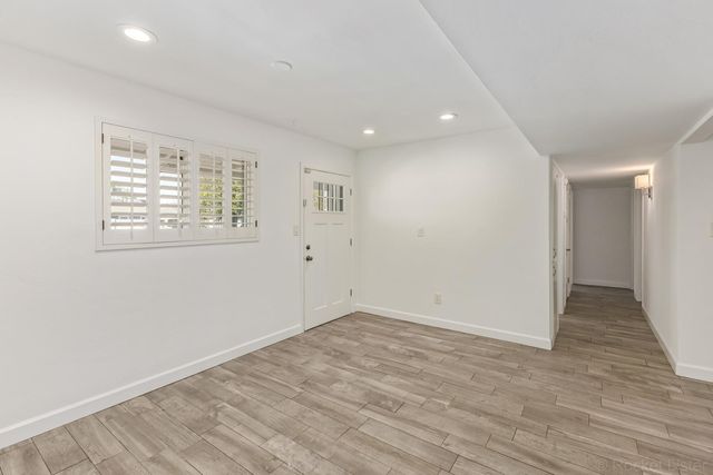 6631 N 12th Place, Phoenix, AZ 85014