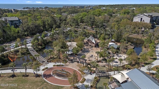 25 Deallyon Ave Apt 103, Hilton Head Island, SC 29928