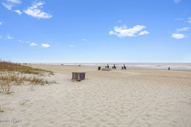 25 Deallyon Ave Apt 103, Hilton Head Island, SC 29928