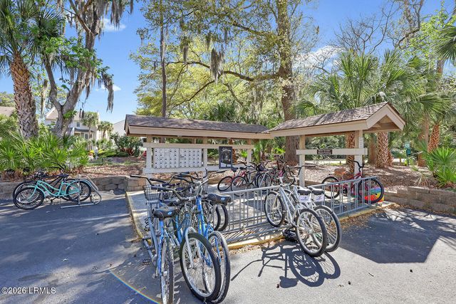 25 Deallyon Ave Apt 103, Hilton Head Island, SC 29928