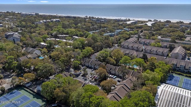 25 Deallyon Ave Apt 103, Hilton Head Island, SC 29928