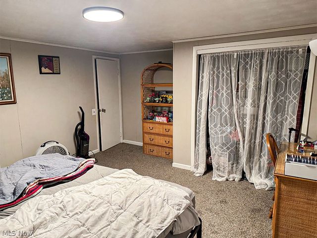 2140 Potts Lane, Zanesville, OH 43701