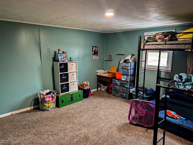 2140 Potts Lane, Zanesville, OH 43701