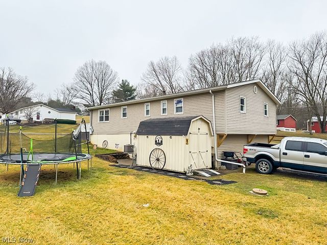 2140 Potts Lane, Zanesville, OH 43701