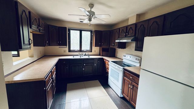 15 Brook Street, Rehoboth, MA 02769