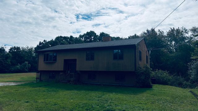 15 Brook Street, Rehoboth, MA 02769