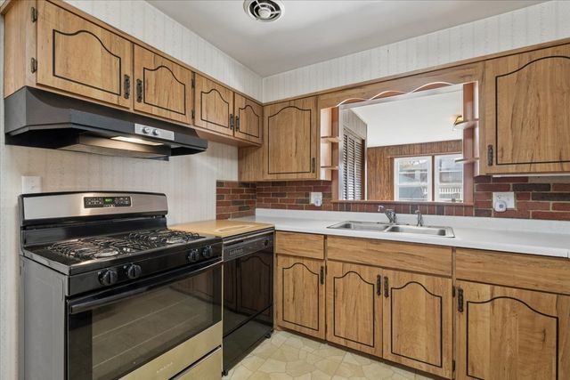 108 Lavidia Boulevard, Joliet, IL 60435