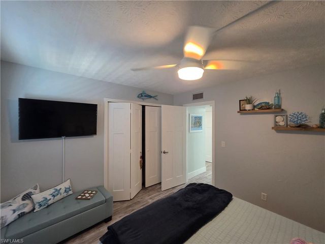 4006 SE 20th PL 4, Cape Coral, FL 33904