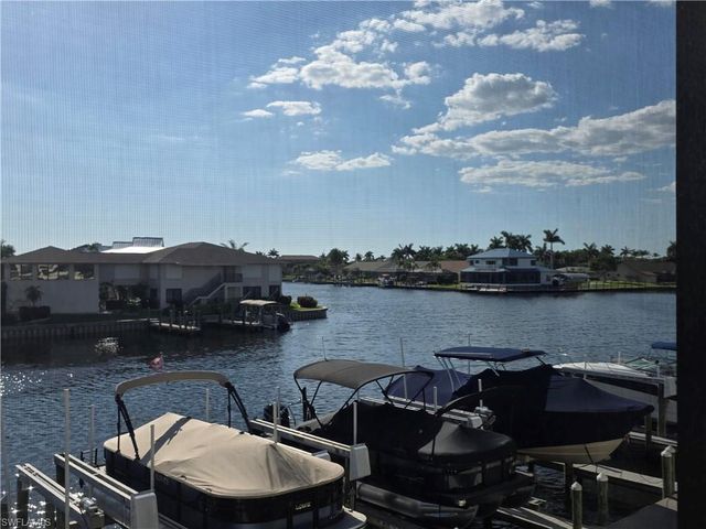 4006 SE 20th PL 4, Cape Coral, FL 33904