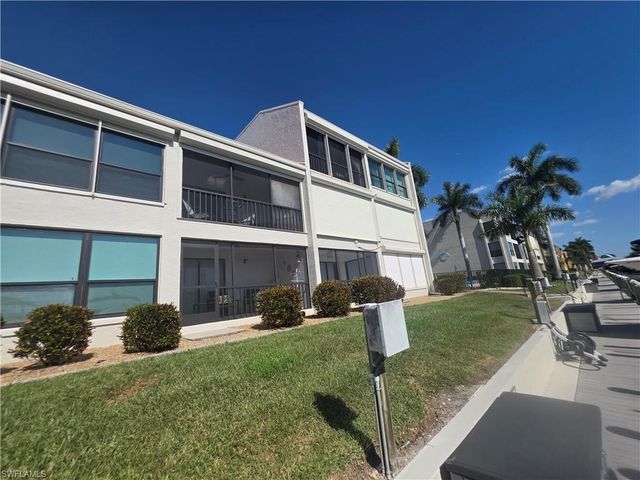 4006 SE 20th PL 4, Cape Coral, FL 33904