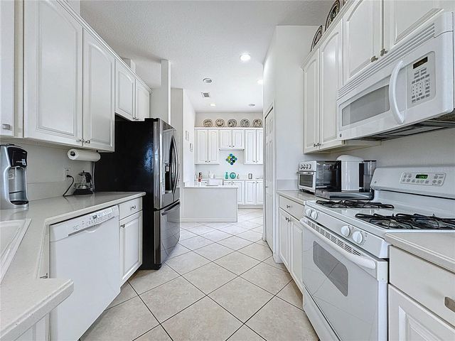 146 CREPE MYRTLE DRIVE, Groveland, FL 34736