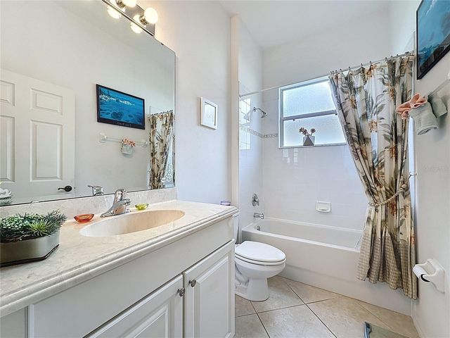 146 CREPE MYRTLE DRIVE, Groveland, FL 34736