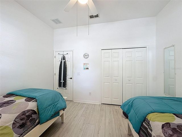 146 CREPE MYRTLE DRIVE, Groveland, FL 34736