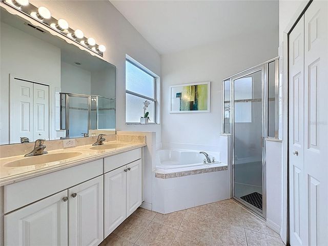 146 CREPE MYRTLE DRIVE, Groveland, FL 34736