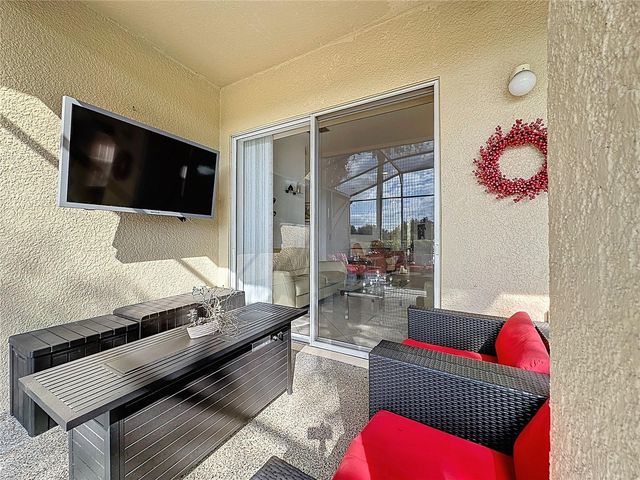 146 CREPE MYRTLE DRIVE, Groveland, FL 34736