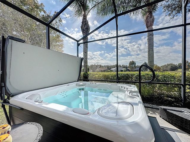 146 CREPE MYRTLE DRIVE, Groveland, FL 34736