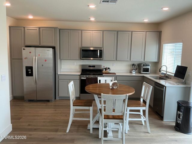 1820 Amazonite Drive, Sparks, NV 89436