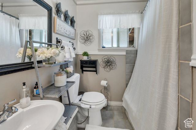 295 E 400 N, Salem, UT 84653