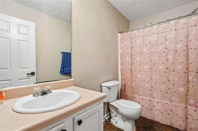 541 Melrose Drive, Forest Park, GA 30297
