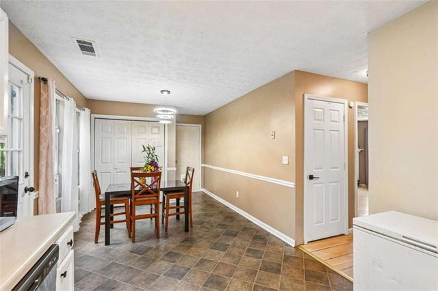 541 Melrose Drive, Forest Park, GA 30297