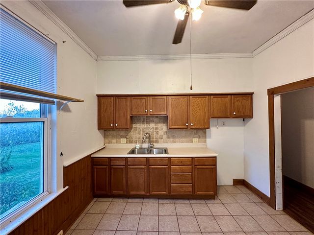 118 Firehall Rd, Slippery Rock Twp, PA 16101