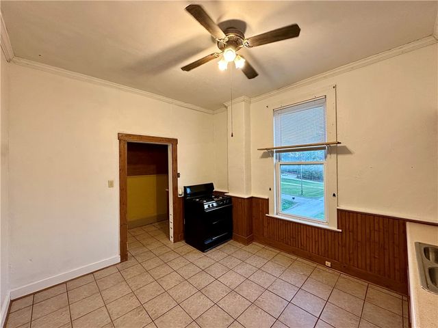 118 Firehall Rd, Slippery Rock Twp, PA 16101