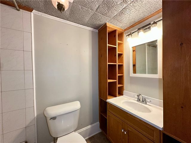 118 Firehall Rd, Slippery Rock Twp, PA 16101