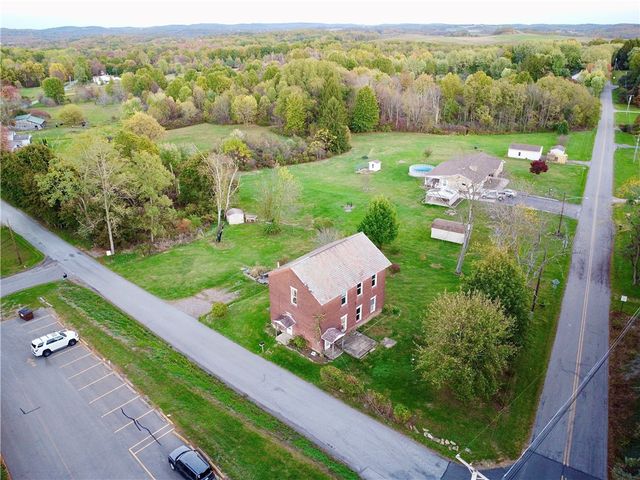 118 Firehall Rd, Slippery Rock Twp, PA 16101