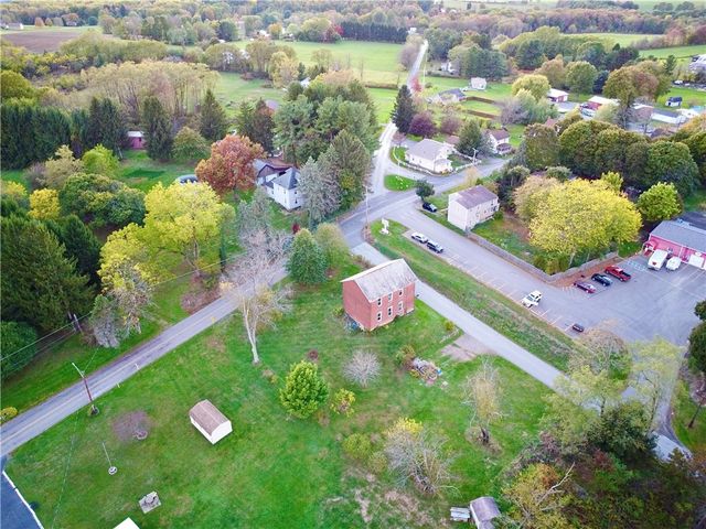 118 Firehall Rd, Slippery Rock Twp, PA 16101