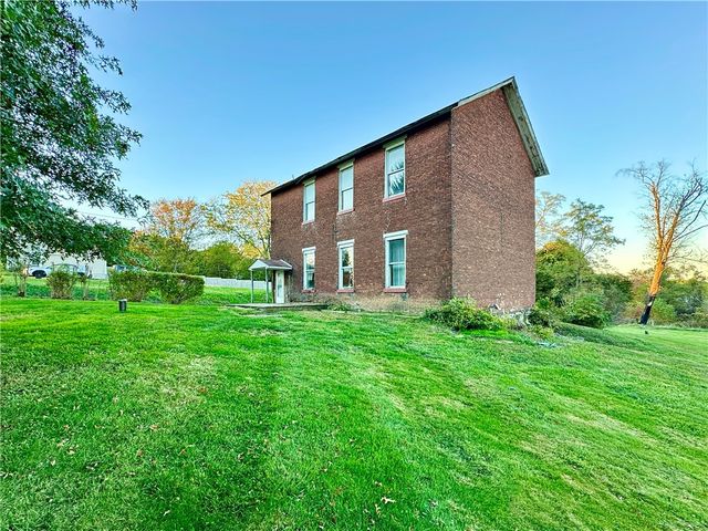 118 Firehall Rd, Slippery Rock Twp, PA 16101