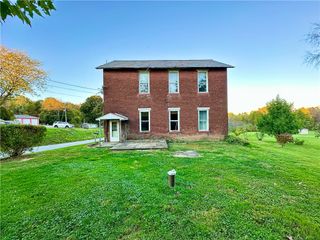 118 Firehall Rd, Slippery Rock Twp, PA 16101