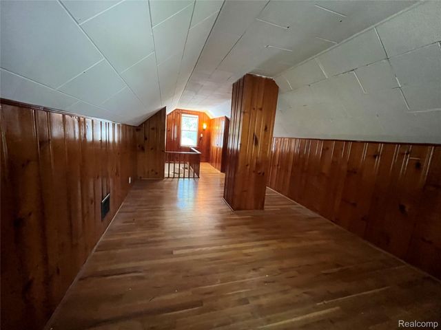 22495 Tuscany Avenue, Eastpointe, MI 48021