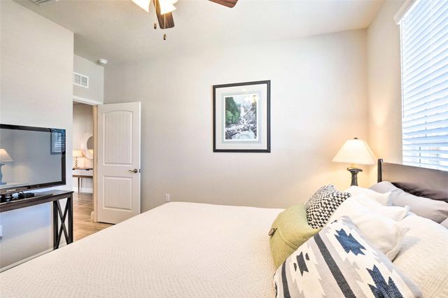 308 Hanging Star LN, Georgetown, TX 78633