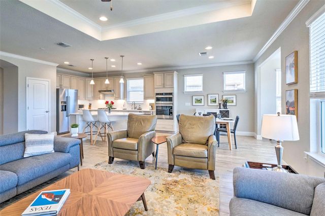 308 Hanging Star LN, Georgetown, TX 78633