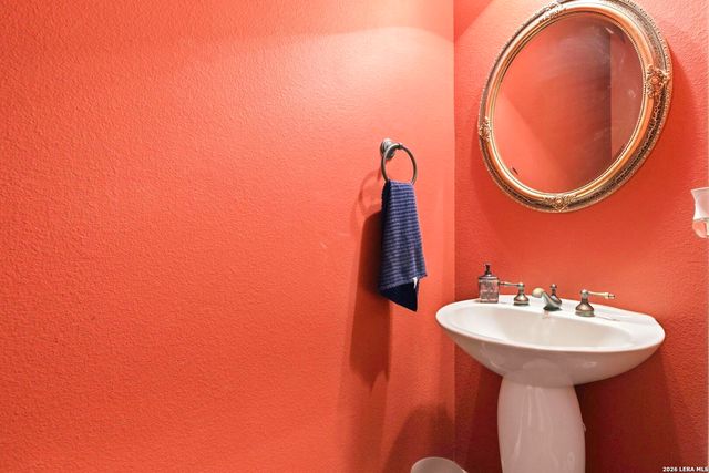 26011 HOOTANANNY, San Antonio, TX 78260