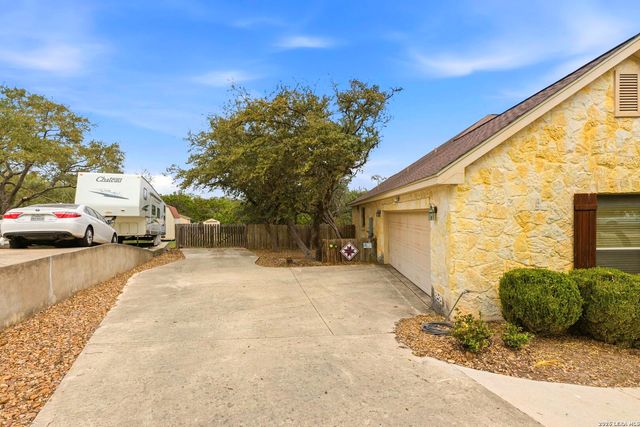 26011 HOOTANANNY, San Antonio, TX 78260